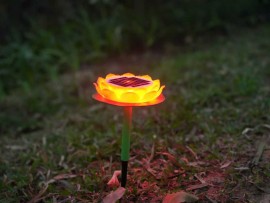 Máy niệm phật hoa sen năng lượng mặt trời có đèn (XH13D)